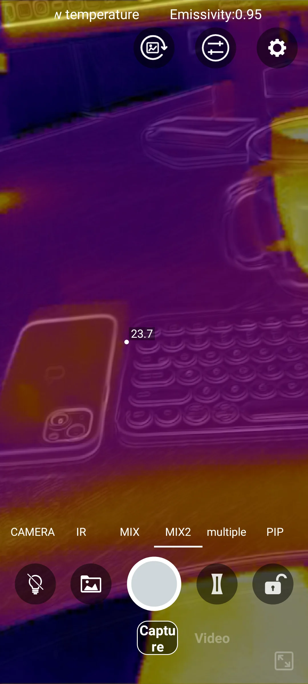 ACU-S1 phone showing thermal imaging interface